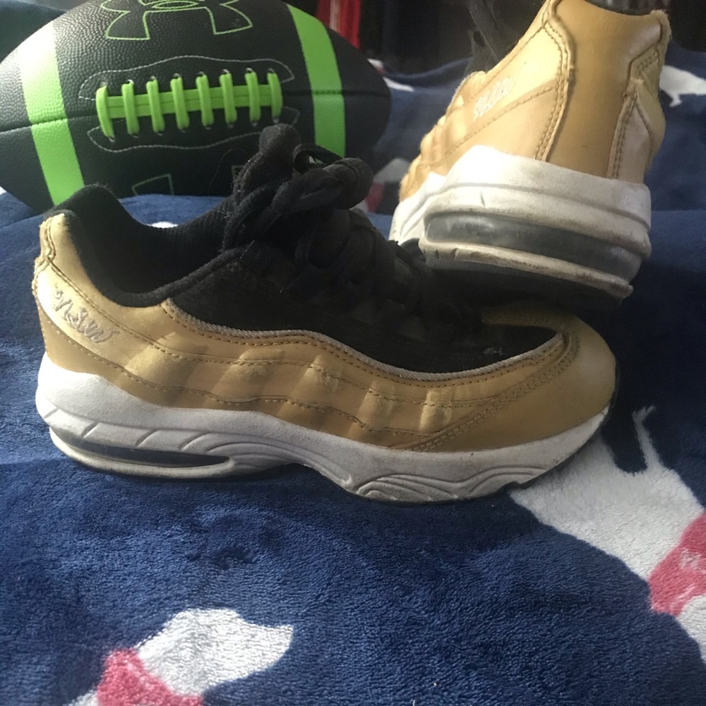 Boys Nike sneakers